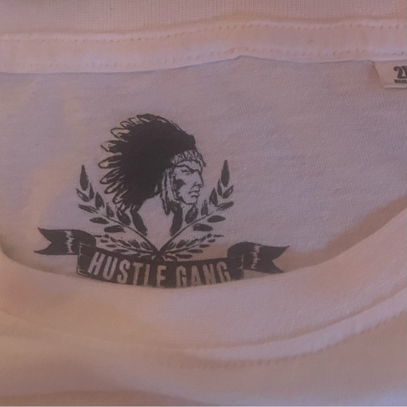 Men’s “HUSTLE GANG” T-Shirt - Picture 4 of 4